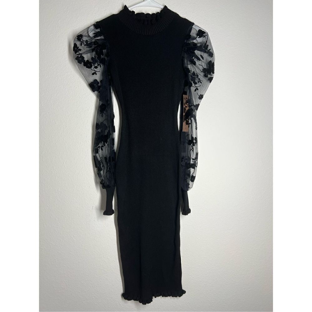 Almost Famous NWT Women’s MIDI Dress Sweater Lace Sleeves Size S Black